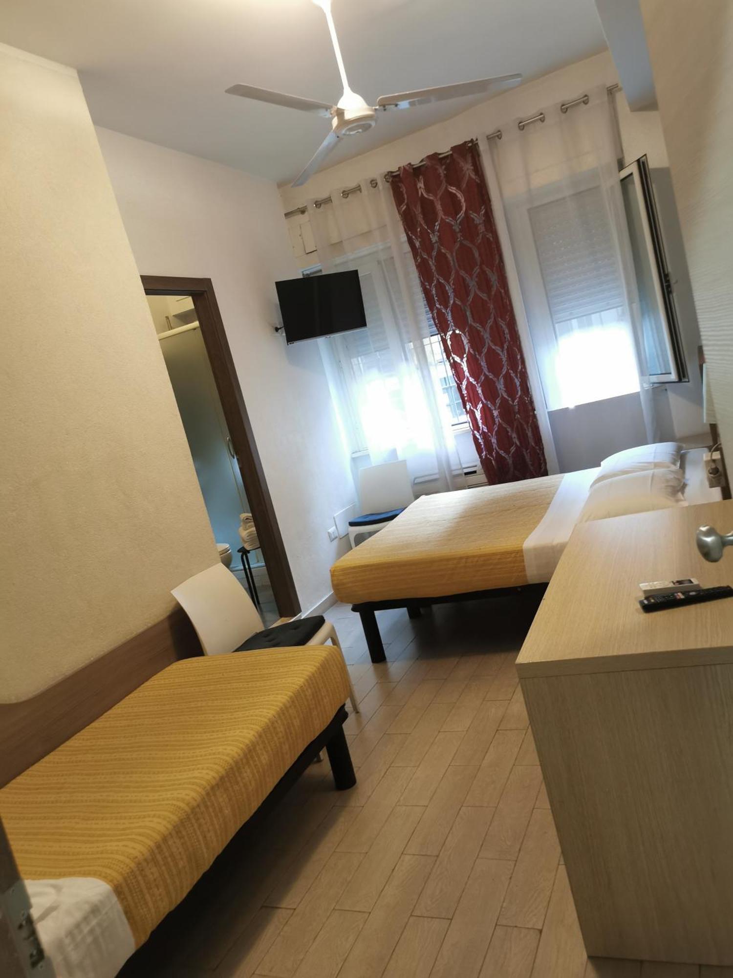 Hotel Bissi ミラノ 部屋 写真
